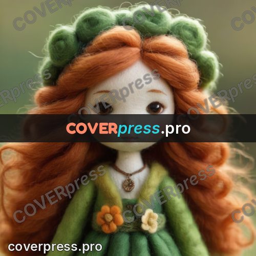 Wool painting: doll in a green dress