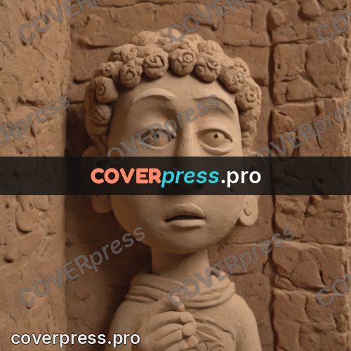 Stop motion character: statue head in a clay wall